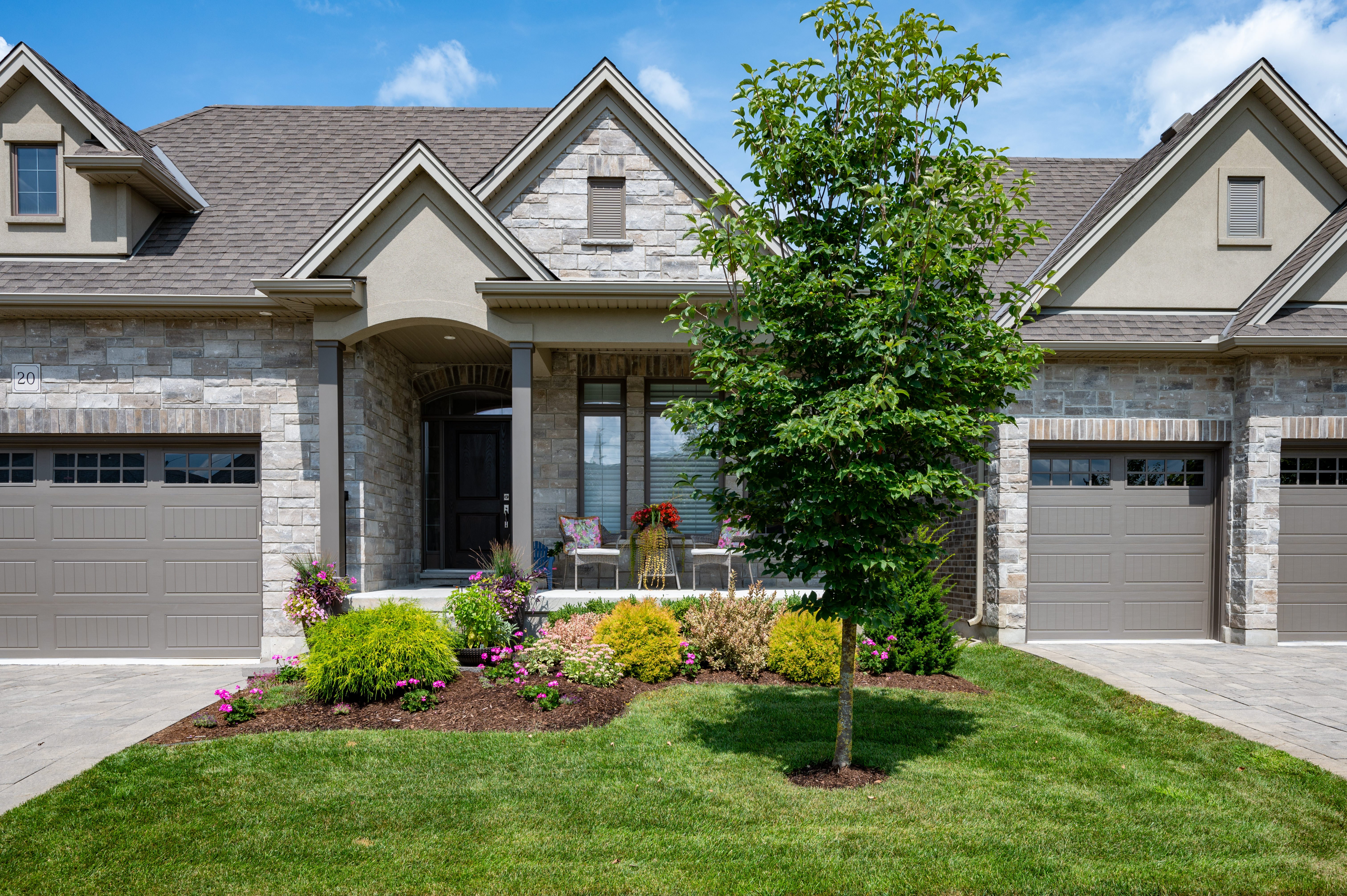 Condo, mulit-family landscape maintenance